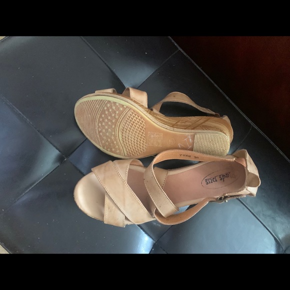 Leather Wedges - Picture 3 of 4